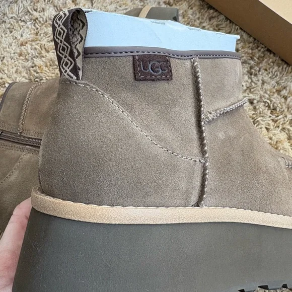 NIB UGG Cityfunc Ultra Mini Ankle boot in size 9 - Picture 5 of 7